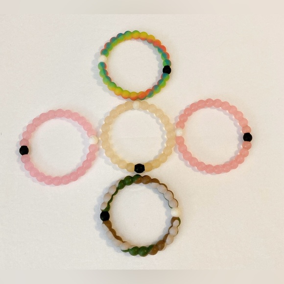 5 Lokai bracelets - Picture 9 of 11